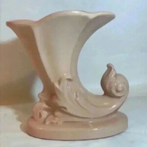 Pink Cornucopia Vintage Art Deco Vase‎ EUC